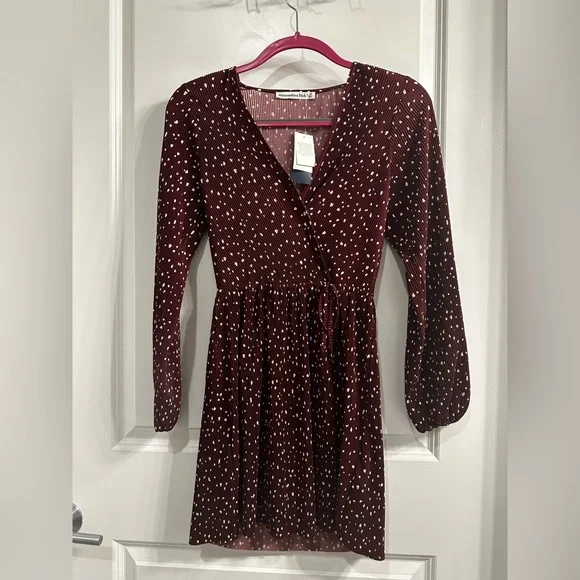 Abercrombie Satin Plisse A-Line Pleated Wrap Mini Dress - Picture 3 of 5